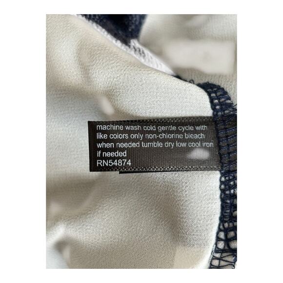 The Limited Top Womens Sz M Grey Split Back Layered Sweater 3/4 Sleeve Pullover - Picture 4 of 9